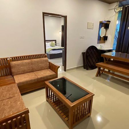 Idukki Dam View Resort Luaran gambar